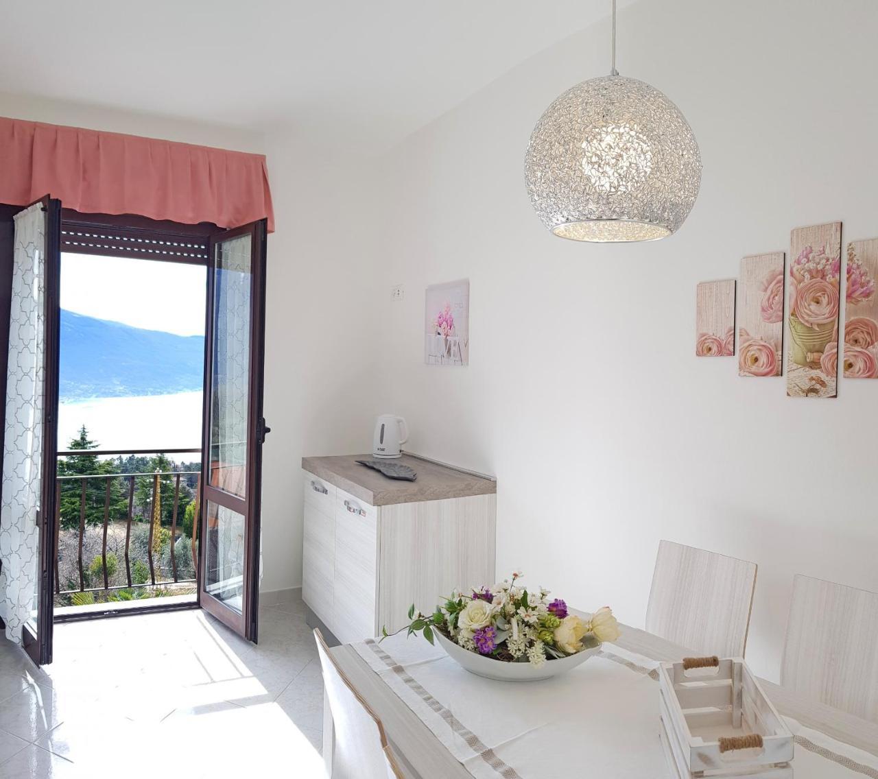 Casa Palanca Lake View Apartment By Gardadomusmea Tremosine Exteriör bild